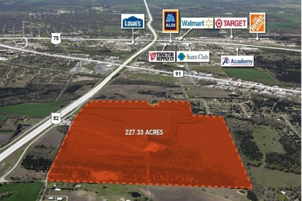 541 Baker Ridge Road, Sherman