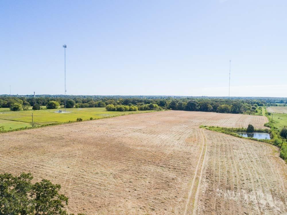 Listing 20229635 - Large Photo # 5