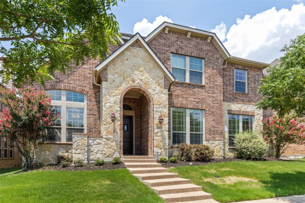 2021 Lambor Lane, Lewisville