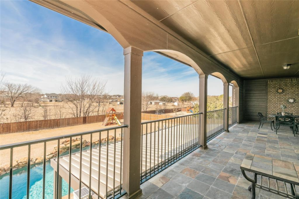 6112 Emmas Court, Colleyville