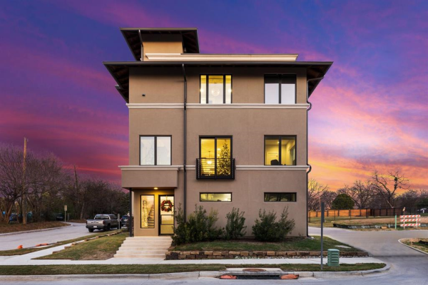421 Rayner Avenue, Fort Worth