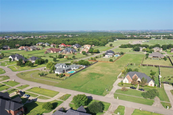 1618 Mustang Court, Cedar Hill