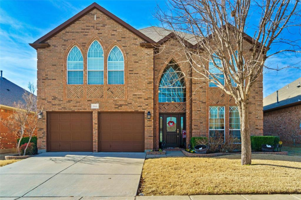 2816 Cedar Ridge Lane, Fort Worth