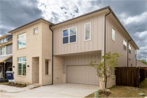 920 Banyan Tree, Richardson