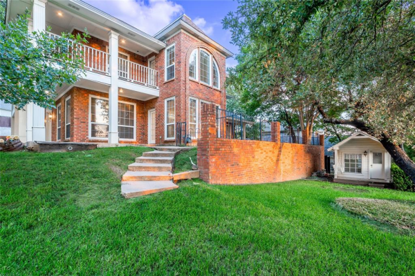 5918 Gary Lane, Arlington