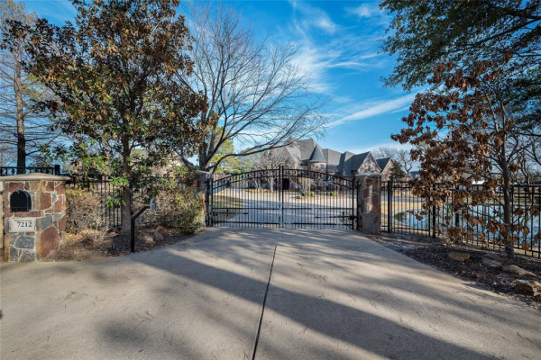 7212 John McCain Road, Colleyville