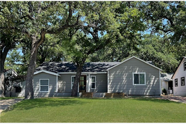 2117 Cardinal Lane, Fort Worth