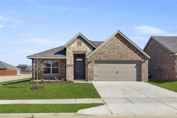 10001 Ginkgo, Fort Worth
