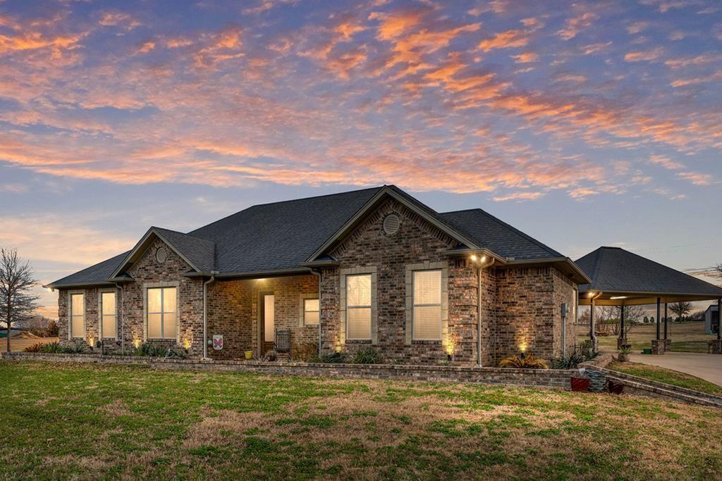 Listing 20246847 - Large Photo # 2