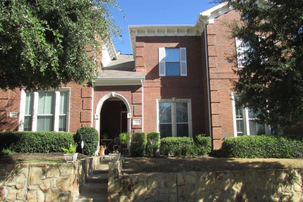 321 Legends Drive, Lewisville