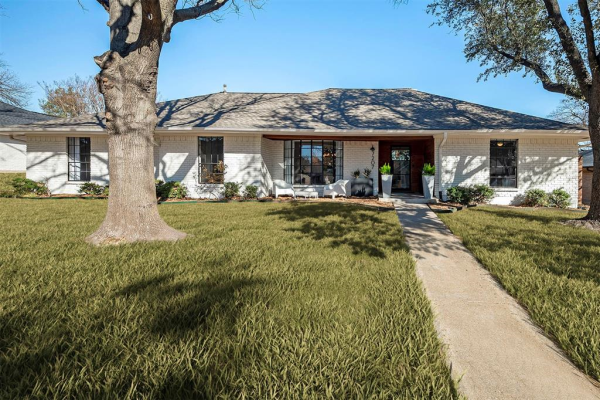 7207 Hunters Ridge Drive, Dallas