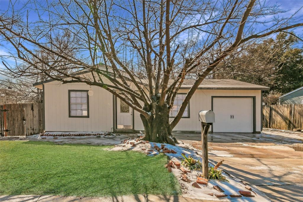1822 E Mitchell Street, Arlington