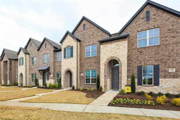 2746 Vista Park Lane, Lewisville