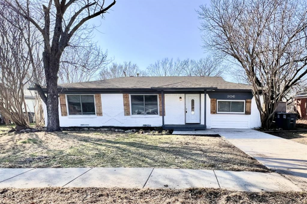 306 S 1st Street, Wylie