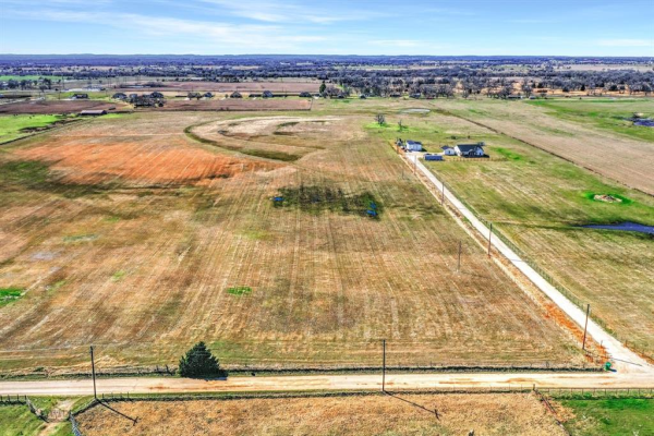 1237 South Road, Whitesboro