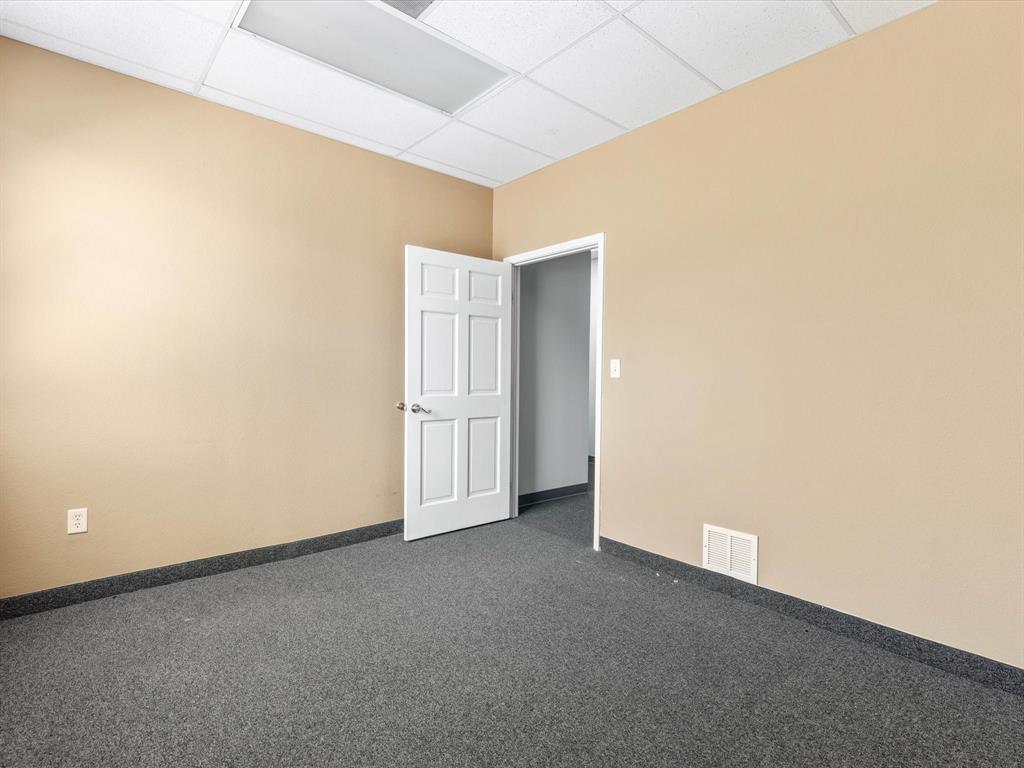 Listing 20259919 - Large Photo # 15