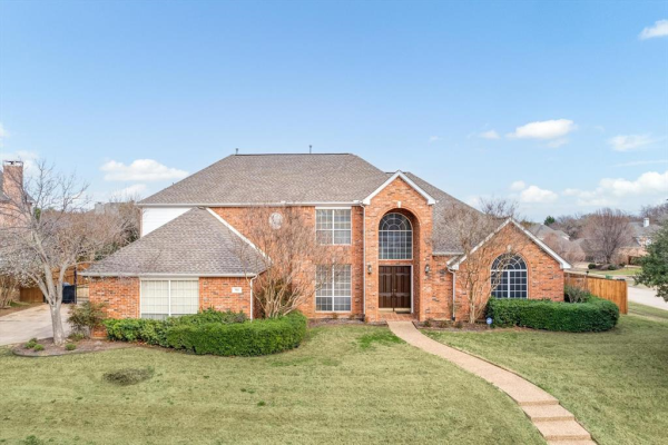 905 Dowling Court, Southlake