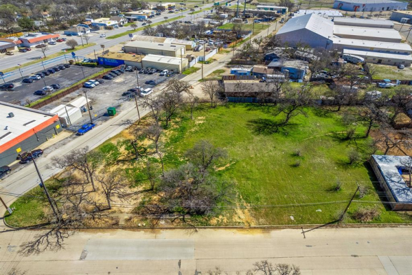 5900 Dallas Avenue, Fort Worth