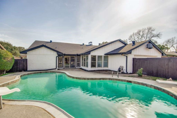2373 Claridge Circle, Plano