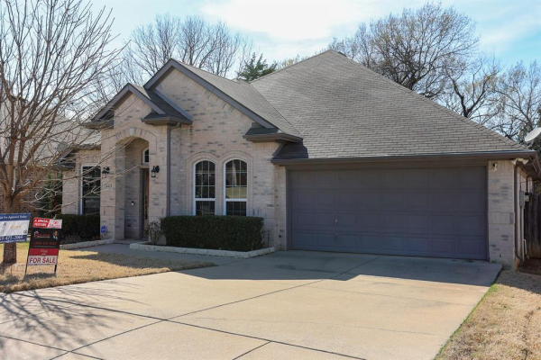 4441 Stones River Road, Grand Prairie