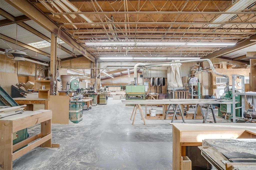 9665 Old Granbury