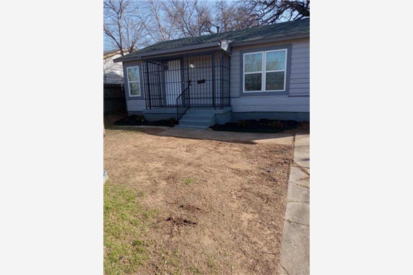 3908 E Berry Street, Fort Worth