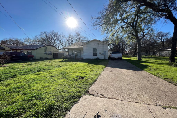 1081 French Street, Irving