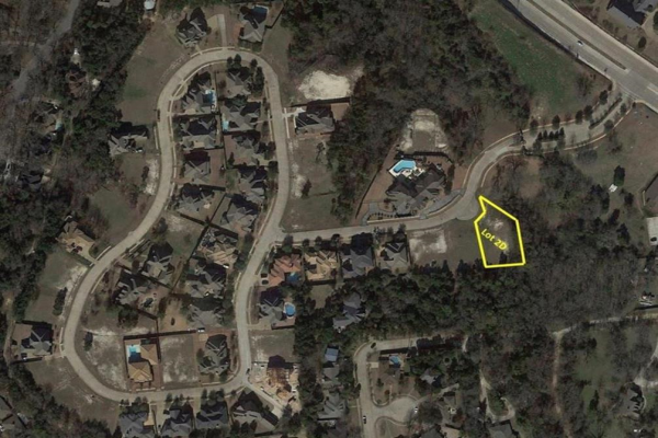 718 Shenandoah, Cedar Hill