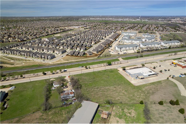 6910 State Hwy 78, Sachse