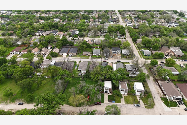 3622 Bickers Street, Dallas
