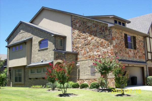 1601 Brook Glen Drive, Euless