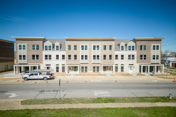 361 E 2nd Street, Irving