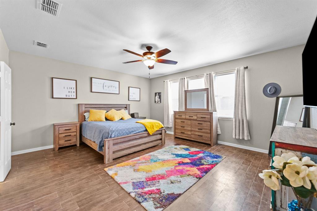 Listing 20280380 - Large Photo # 21