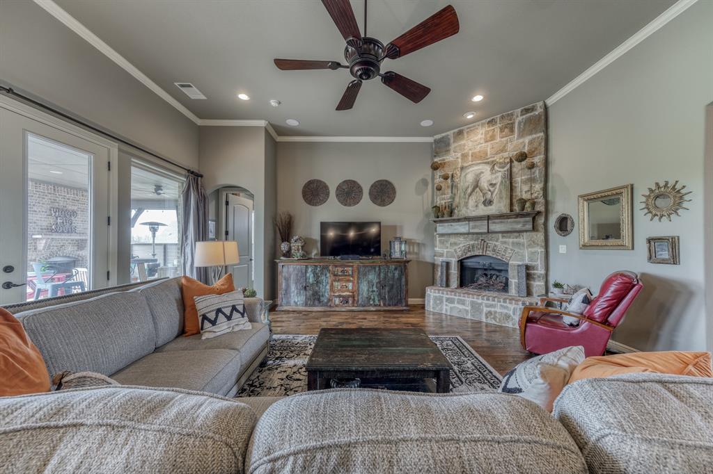 Listing 20280537 - Large Photo # 7