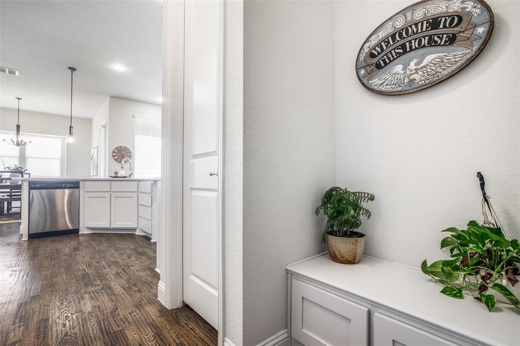 Listing 20280653 - Large Photo # 19