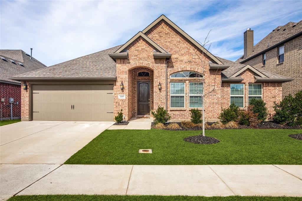 Listing 20280653 - Large Photo # 1