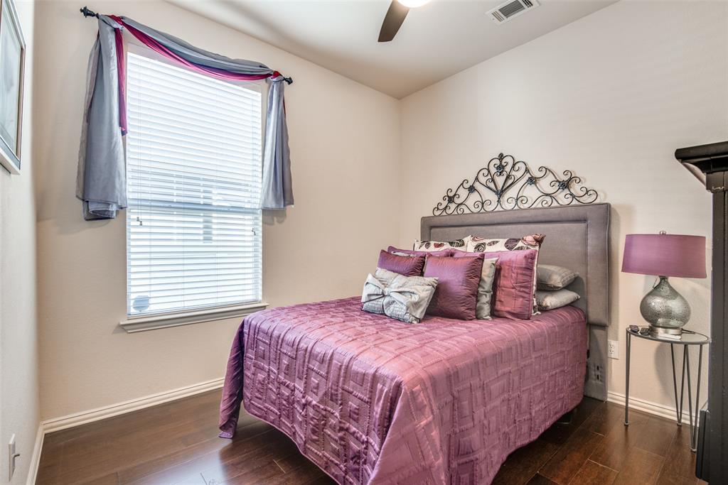 Listing 20281049 - Large Photo # 20