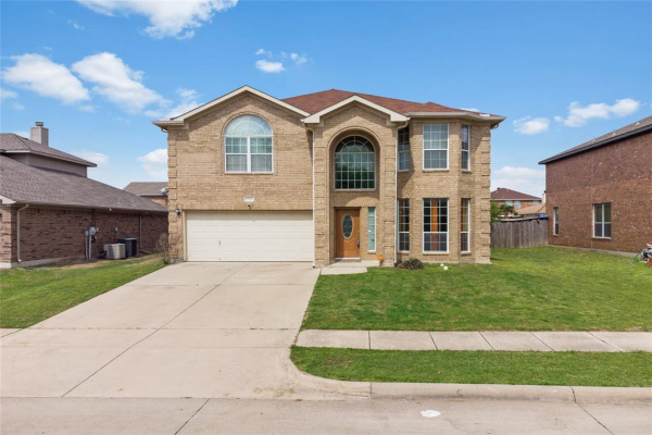1703 Sienna Drive, Arlington
