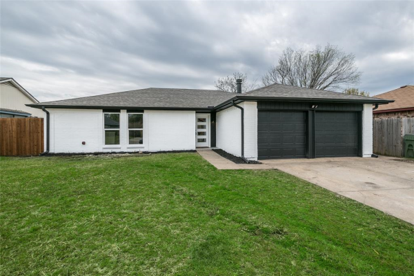 2304 Landshire Drive, Arlington
