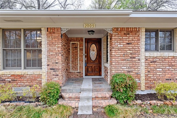 2005 Greenbriar Lane, Plano