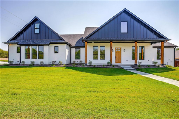 5601 Pinkeys Court, Fort Worth