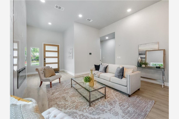 707 Edgemont Avenue, Dallas
