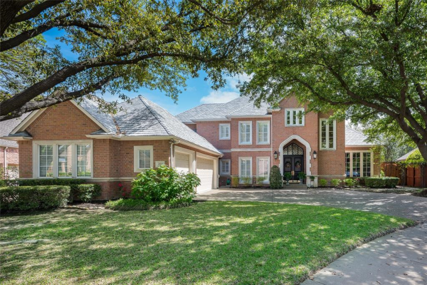 2804 Amesbury Drive, Plano