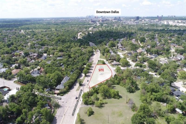 9239 Greenville Avenue, Dallas