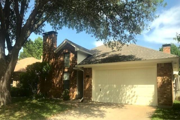 7705 Mahonia Drive, Fort Worth