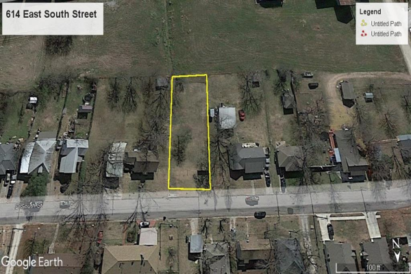 614 E South Street, Whitesboro