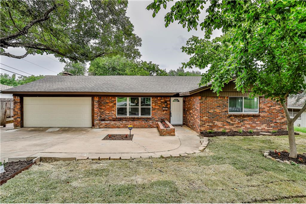 4004 Walton Avenue, Fort Worth