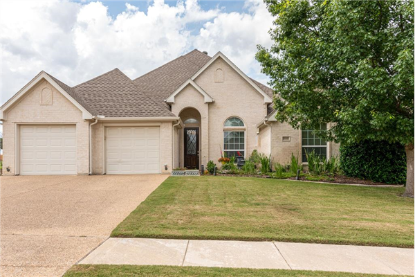 11112 Golfview Way, Benbrook
