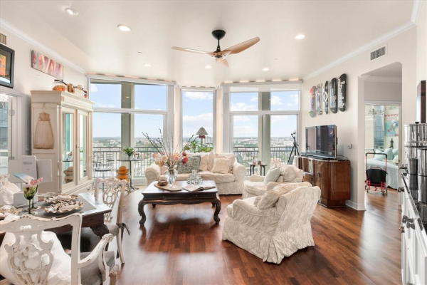 500 Throckmorton Street, Fort Worth
