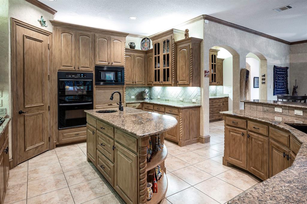 Listing 20316258 - Large Photo # 13